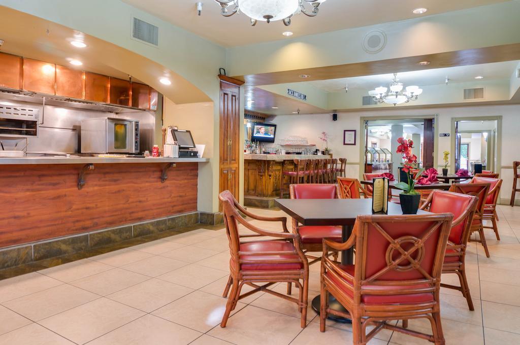 Buena Park Grand Hotel & Suites Extérieur photo