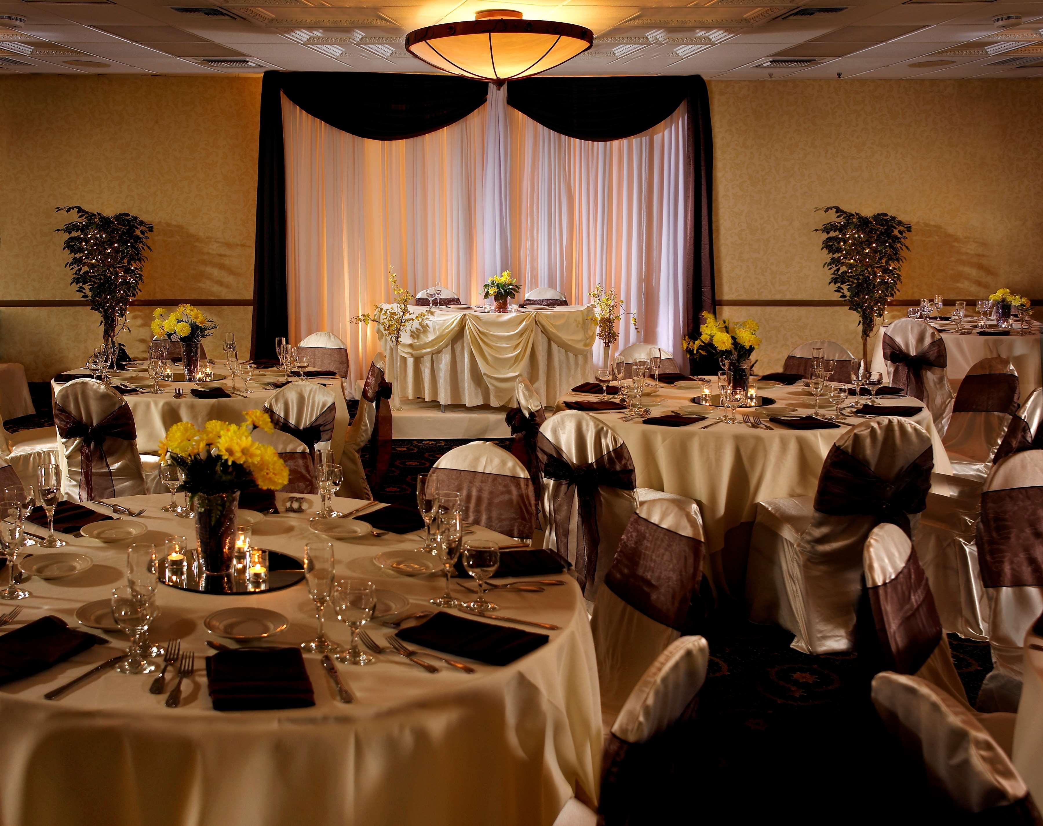 Buena Park Grand Hotel & Suites Extérieur photo