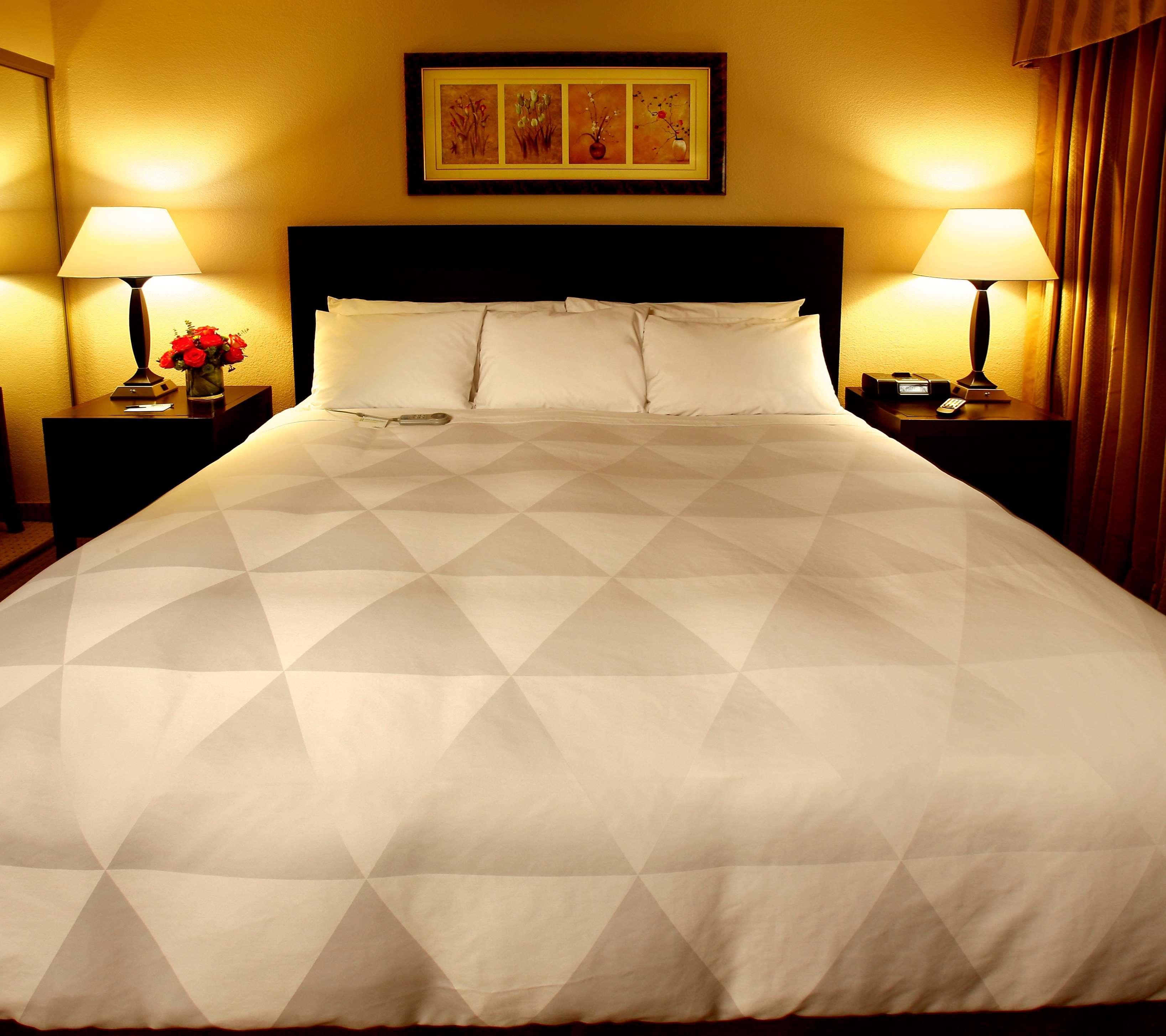 Buena Park Grand Hotel & Suites Extérieur photo