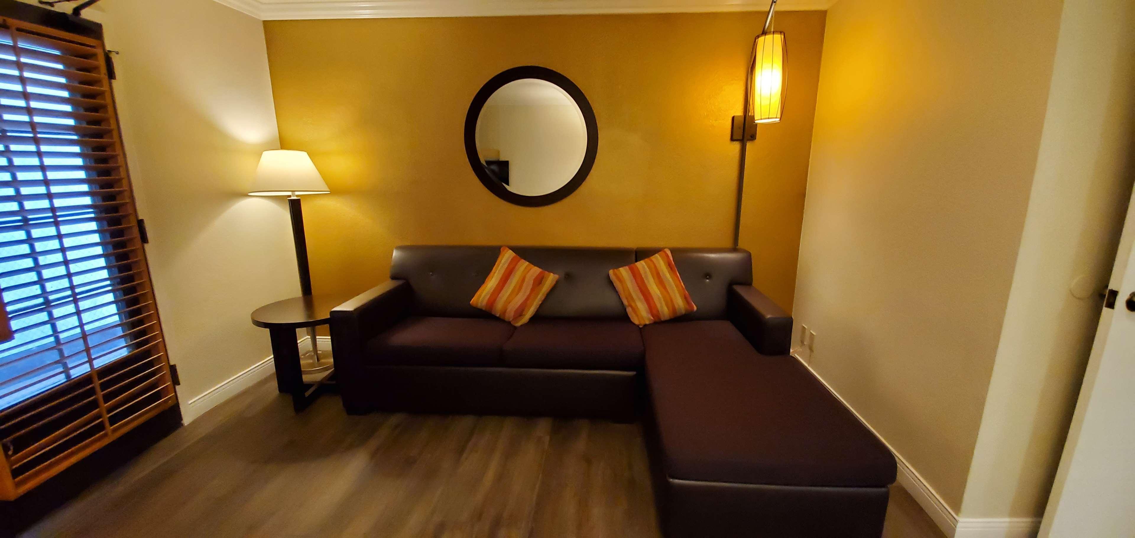 Buena Park Grand Hotel & Suites Extérieur photo