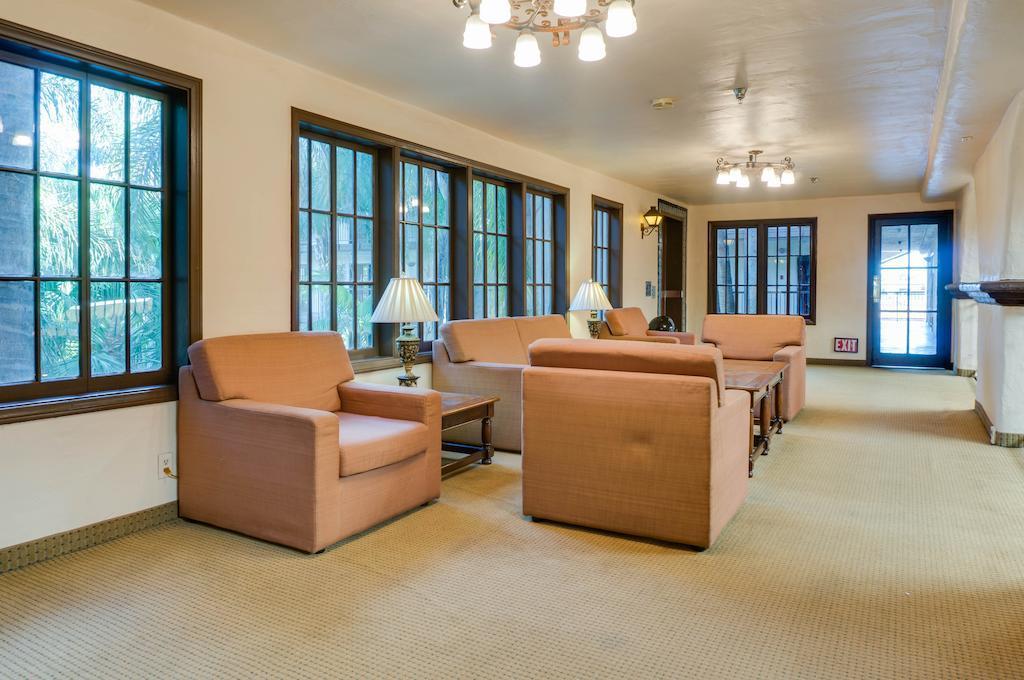 Buena Park Grand Hotel & Suites Extérieur photo