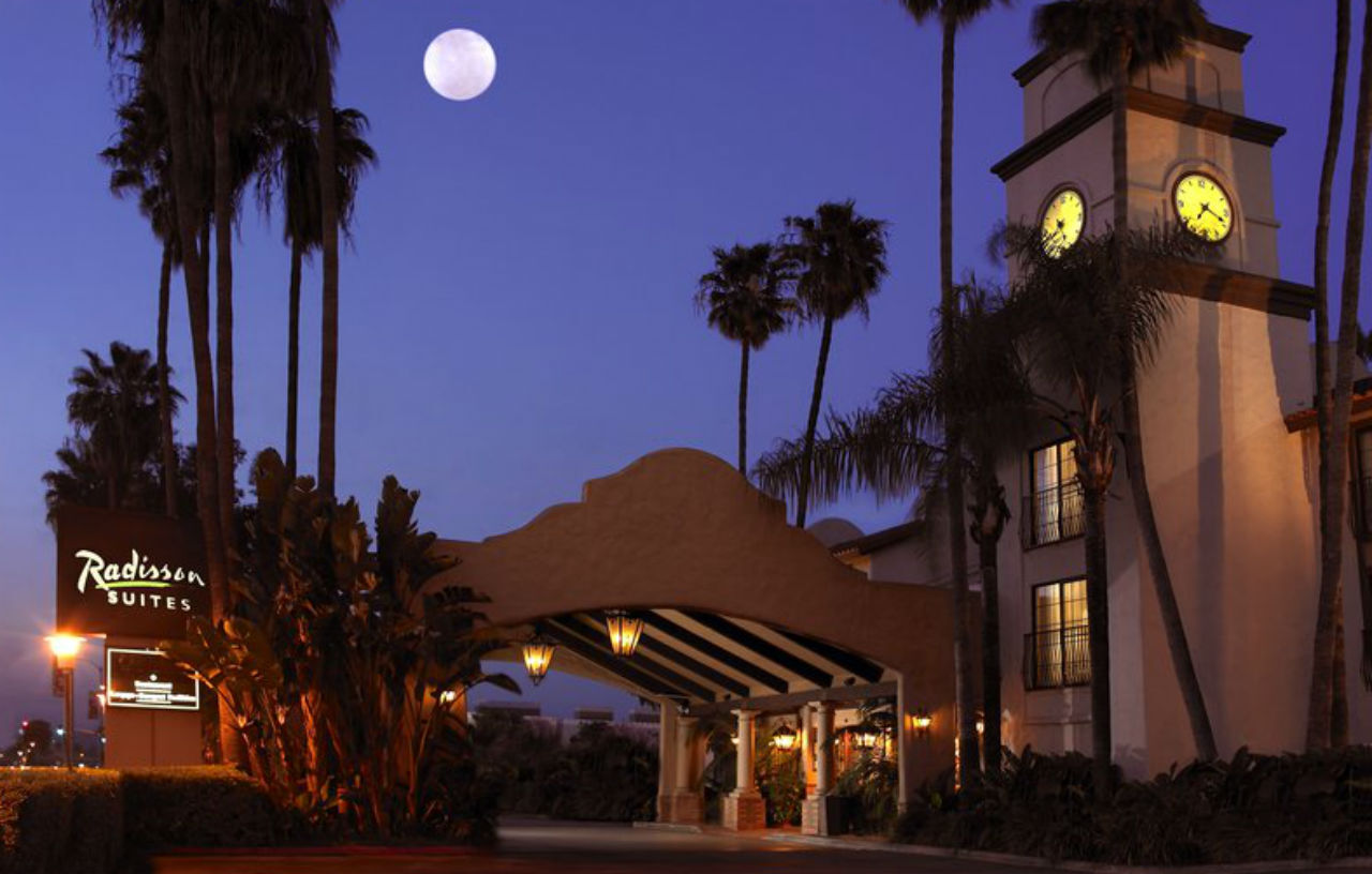 Buena Park Grand Hotel & Suites Extérieur photo